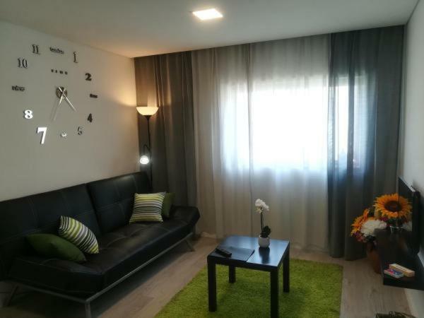 Iris Apartment بومبال المظهر الخارجي الصورة