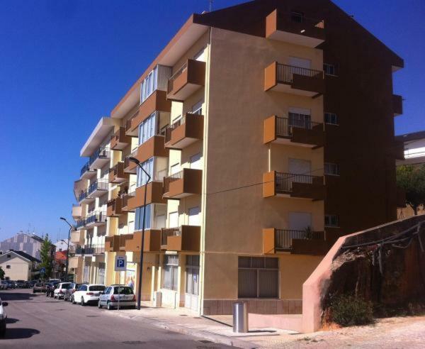 Iris Apartment بومبال المظهر الخارجي الصورة