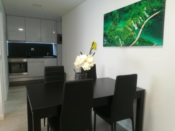 Iris Apartment بومبال المظهر الخارجي الصورة